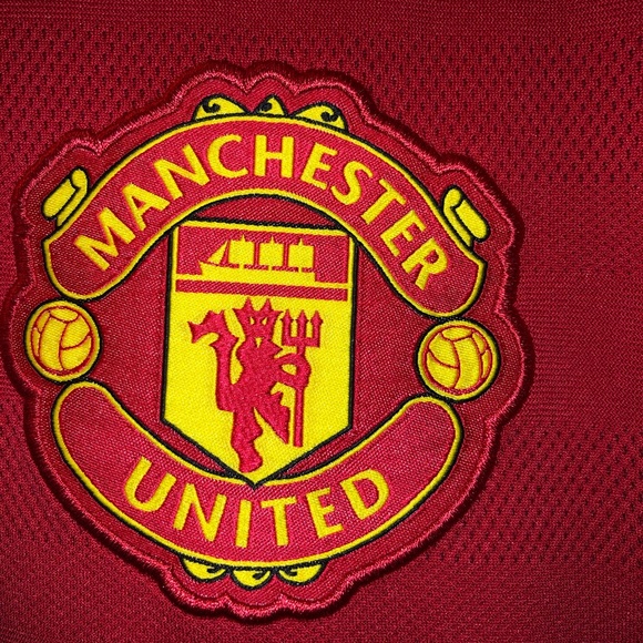 Manchester United home jersey 2015/16 kit red - Picture 4 of 8